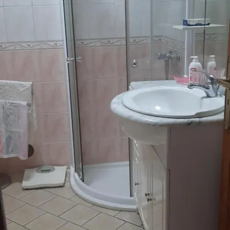 Maison Village De Bigorre Апартаменты *
