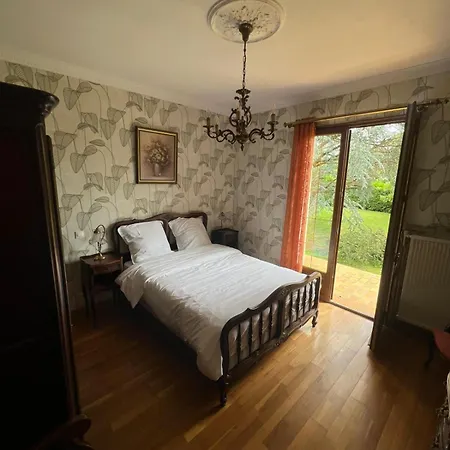 Maison Village De Bigorre شقة